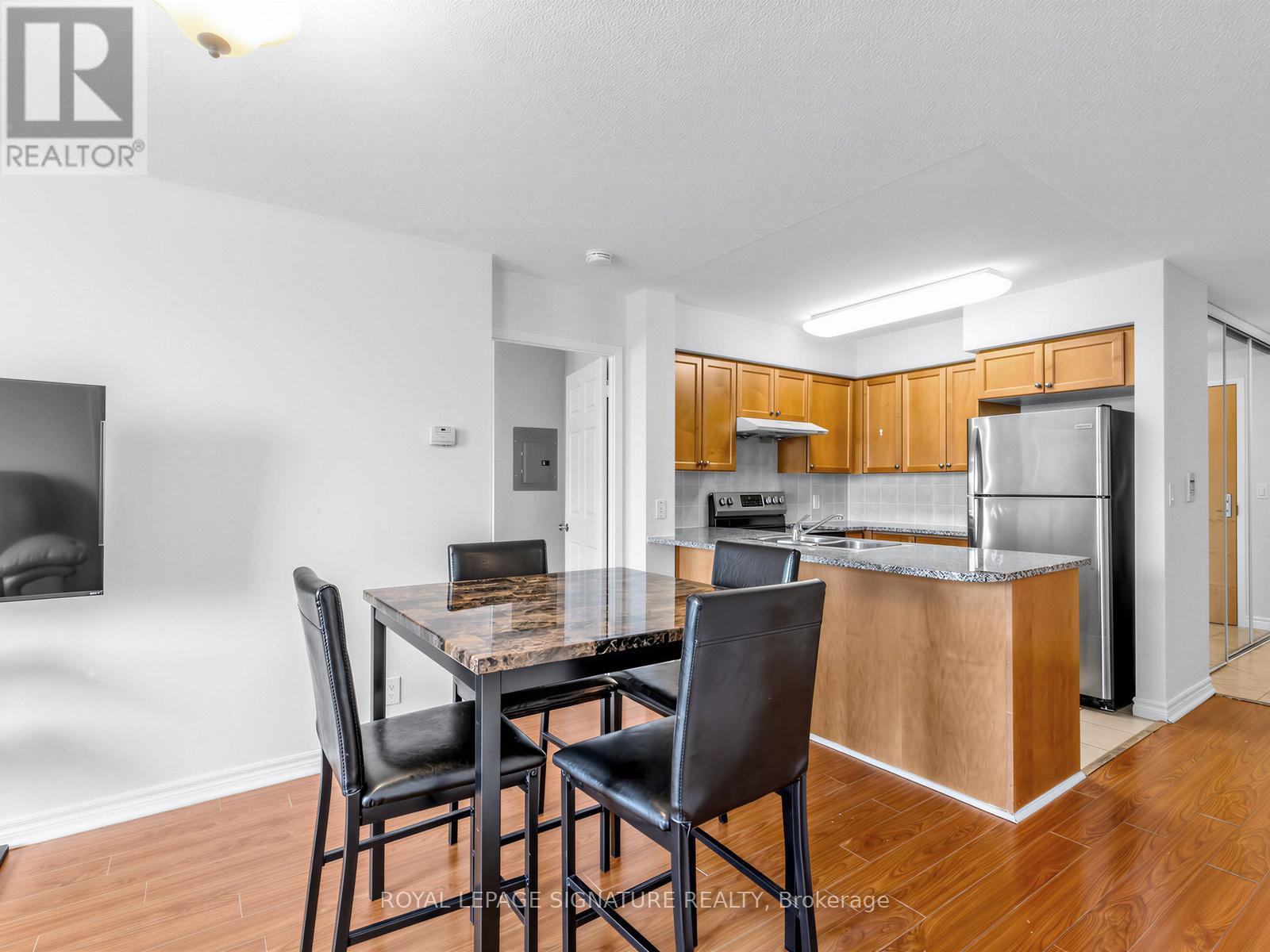 #1512 68 GRANGEWAY AVENUE - 6