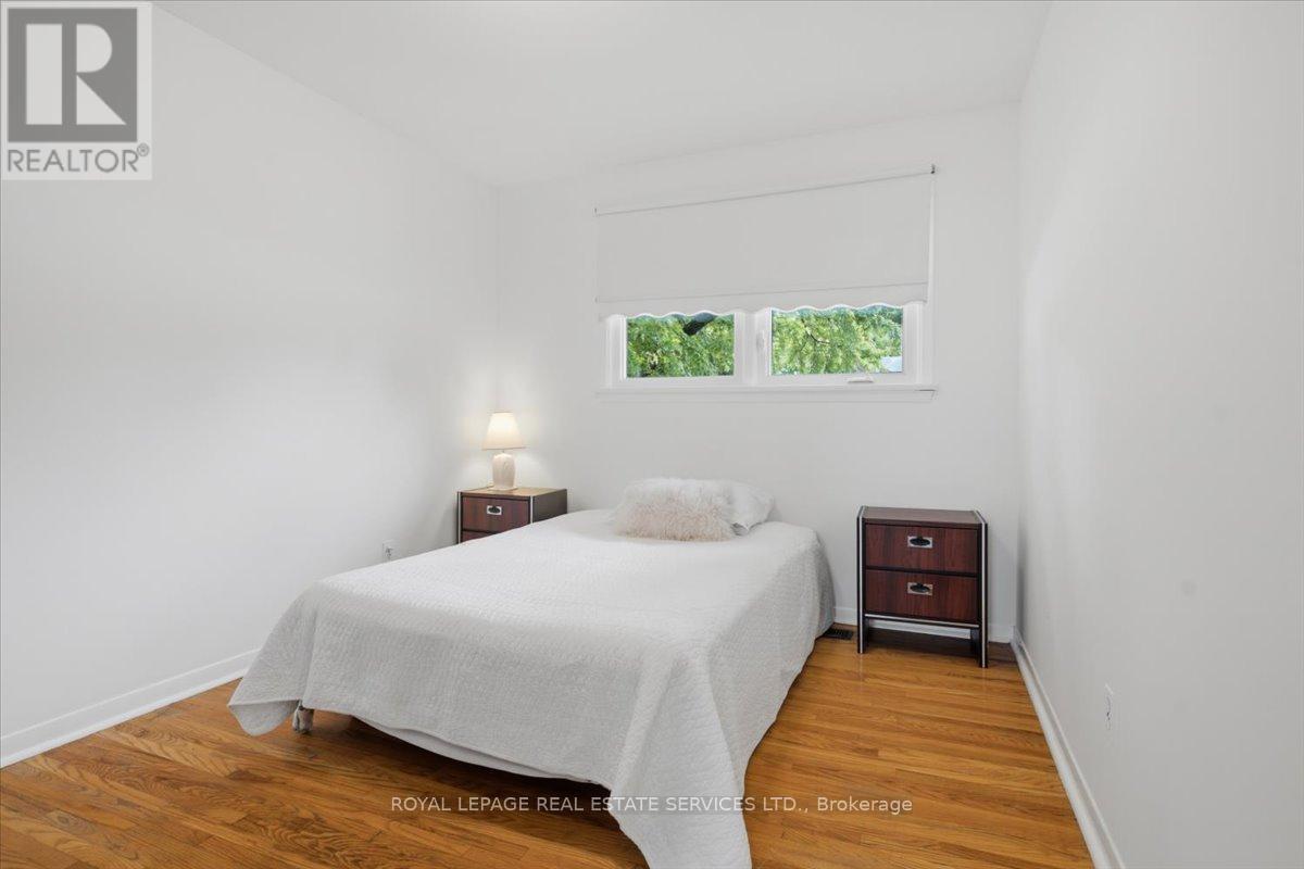 1 ROSEGROVE PLACE - 12
