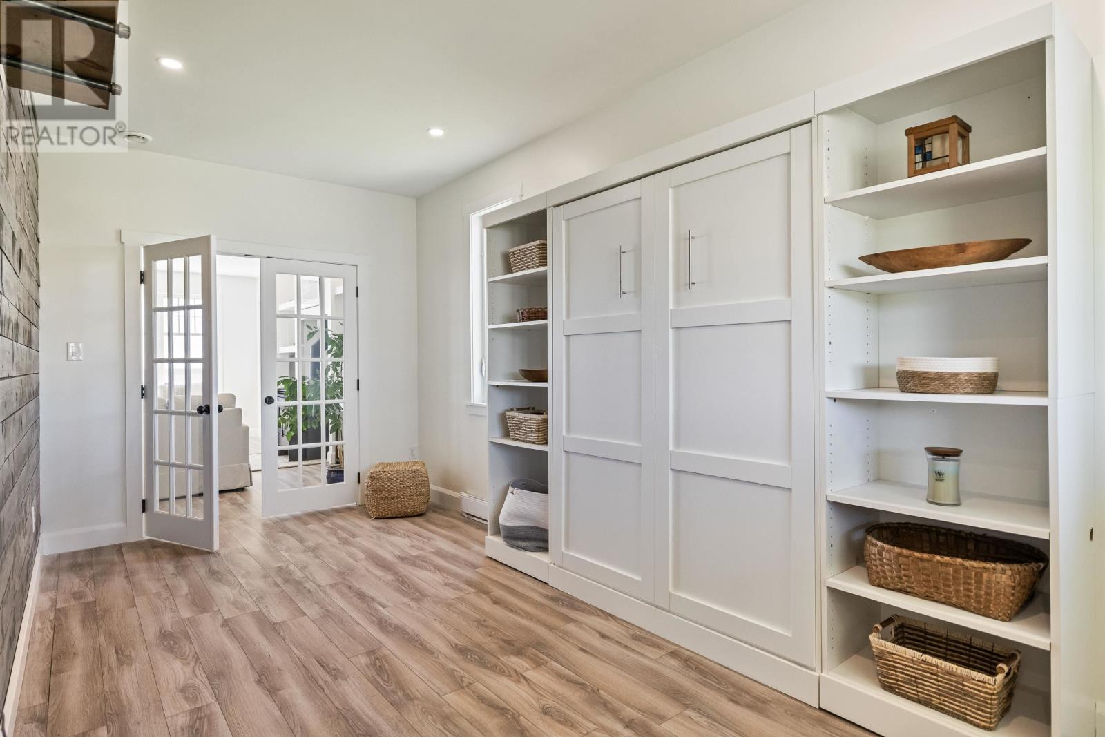 Thumbnail 25