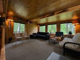 Mud room - , Long Lake, MB R0E0J0 Photo 6