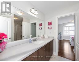 24 Wandering Glider Trail, Bradford West Gwillimbury, ON L3Z0T5 Photo 31