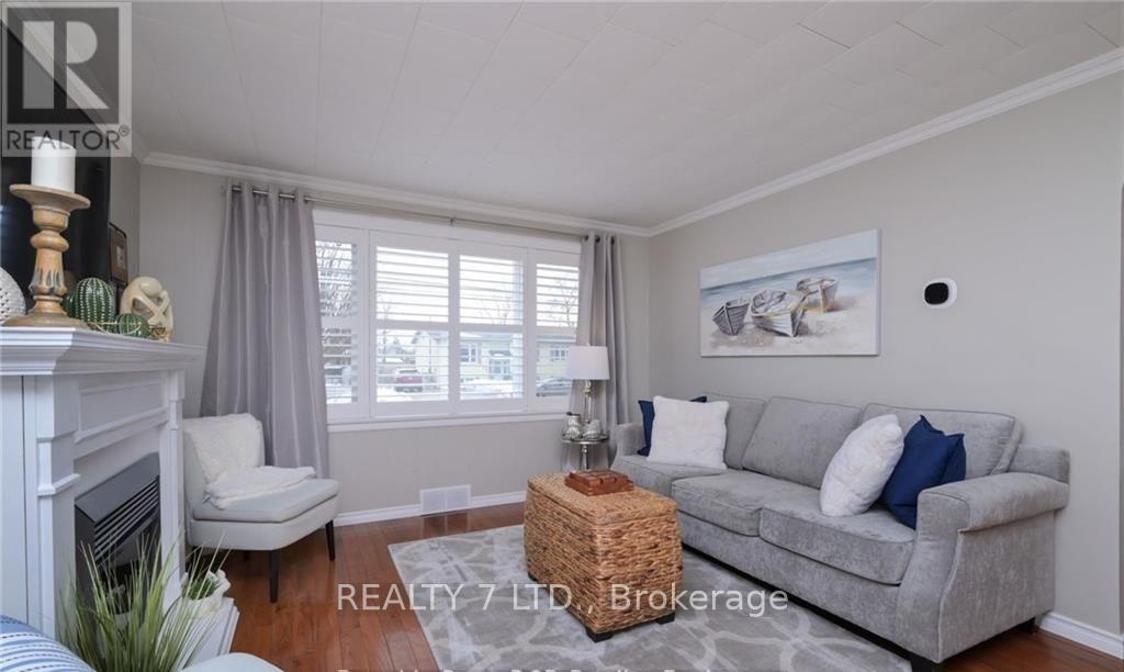 270 JAMES STREET E - 10
