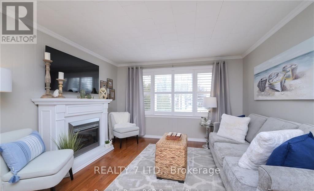 270 JAMES STREET E - 12