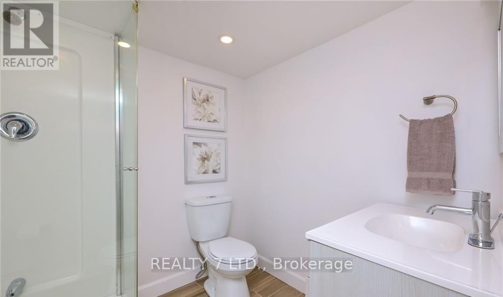 270 JAMES STREET E - 19