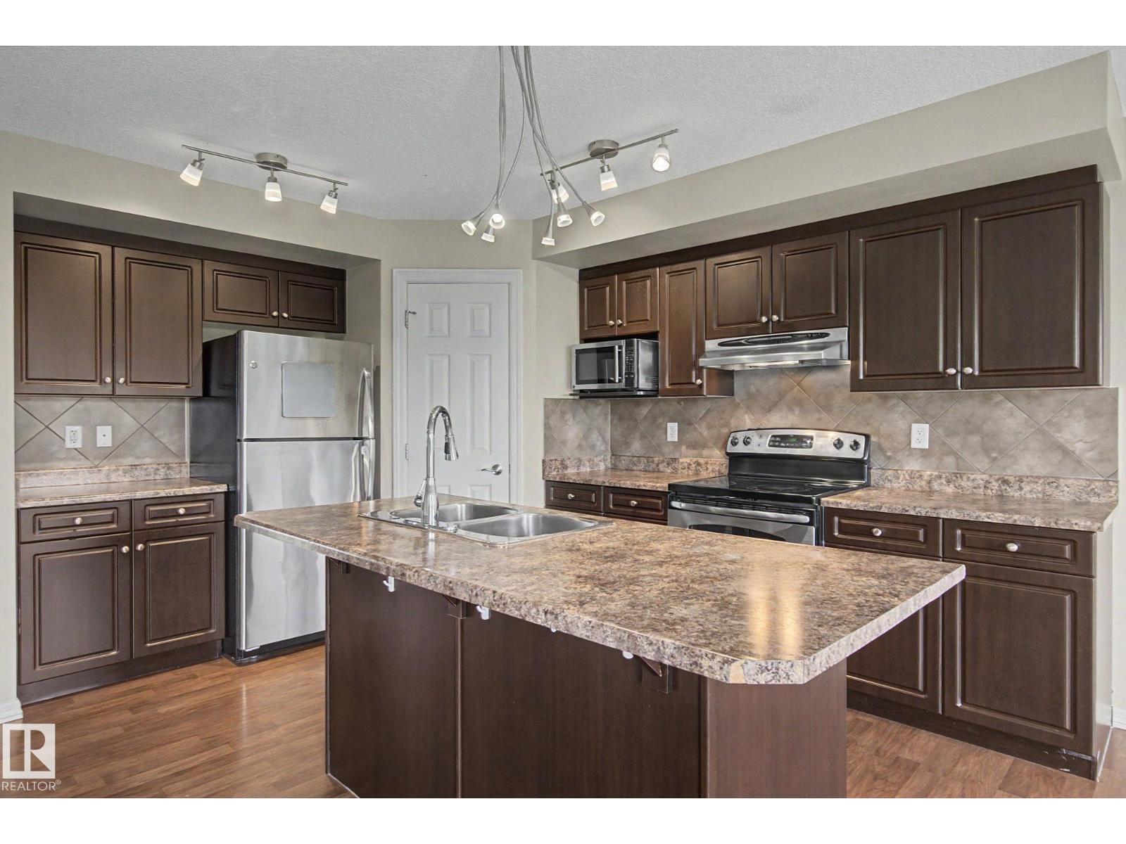 5628 1A AV SW - 9