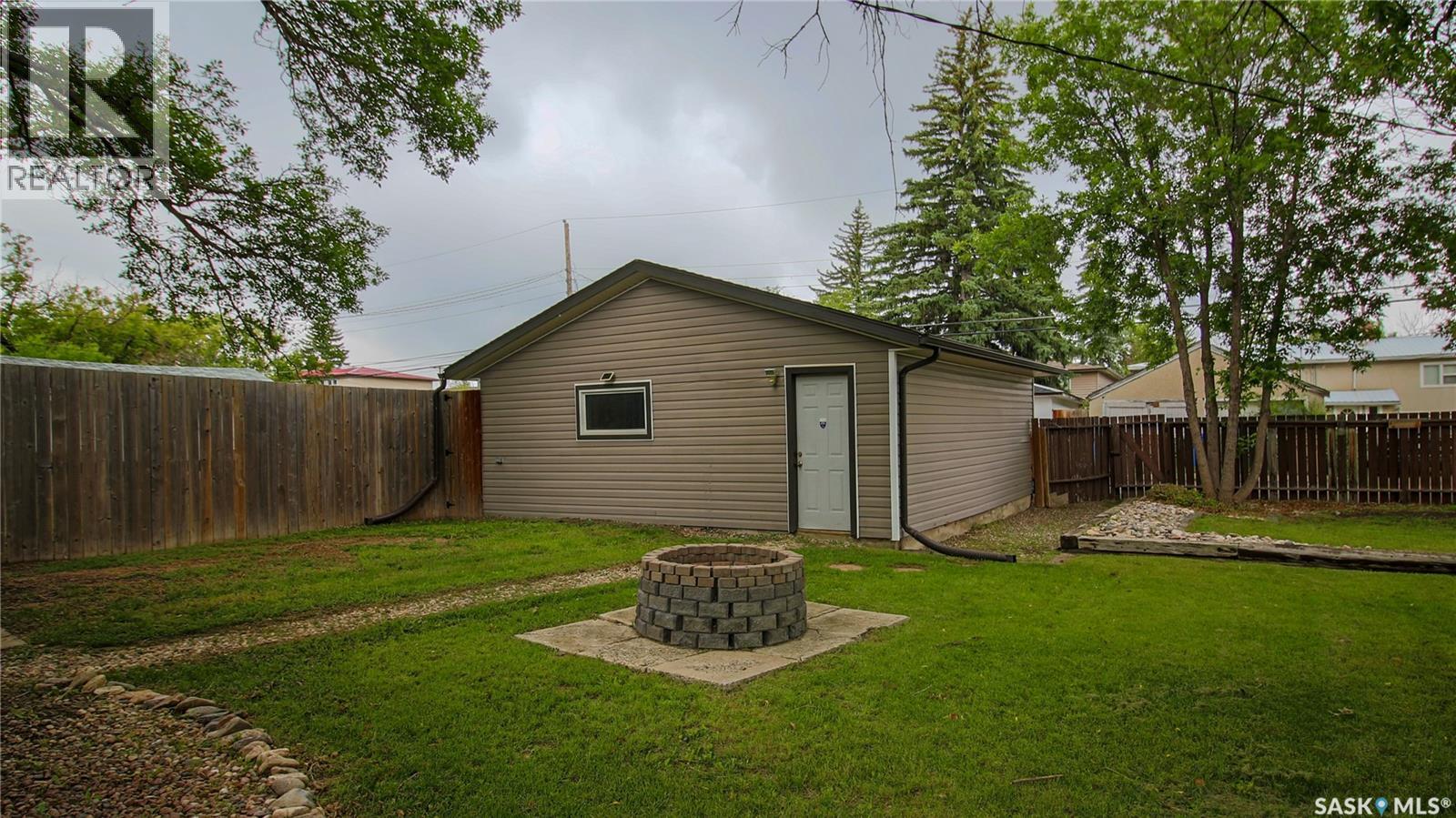 16 CECIL CRESCENT — photo 34