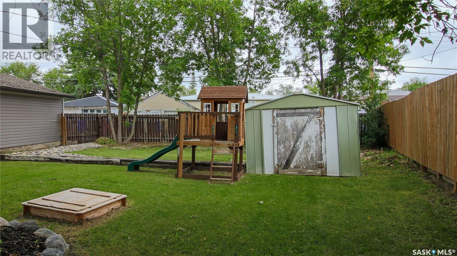 16 CECIL CRESCENT — photo 36