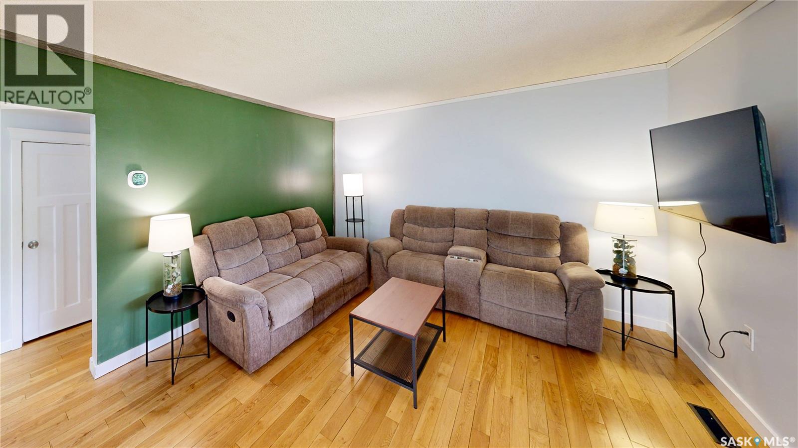 16 CECIL CRESCENT — photo 8