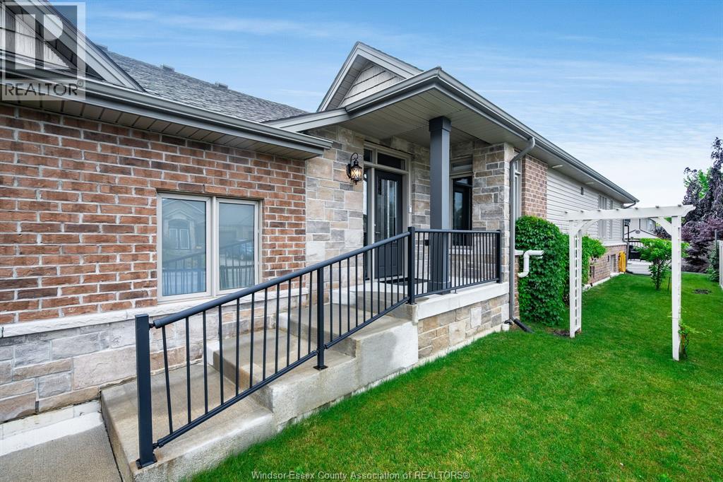 1 Woodland STREET - 2