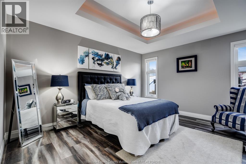 1 Woodland STREET - 20