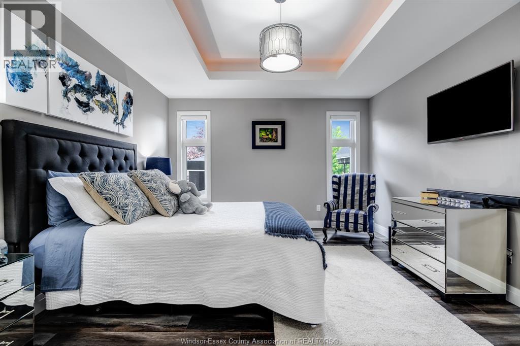 1 Woodland STREET - 21