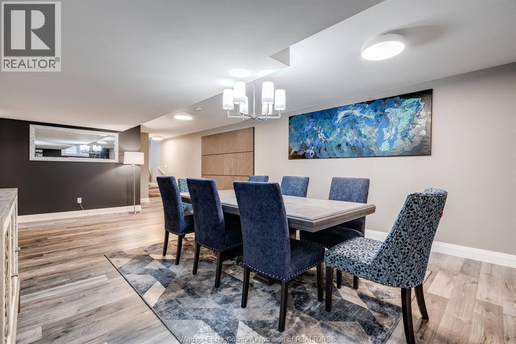 1 Woodland STREET - 32