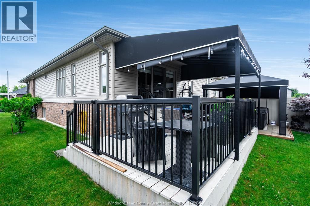 1 Woodland STREET - 48