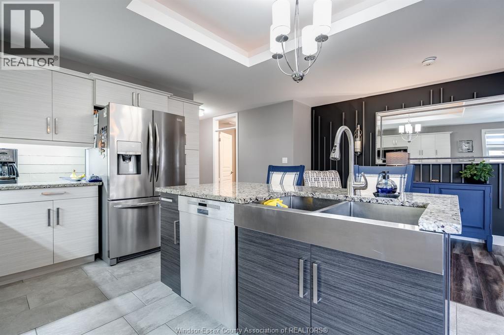 1 Woodland STREET - 9