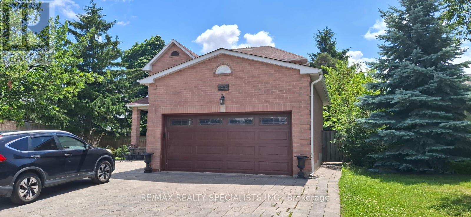 Photo of 3012 Dalehurst Drive