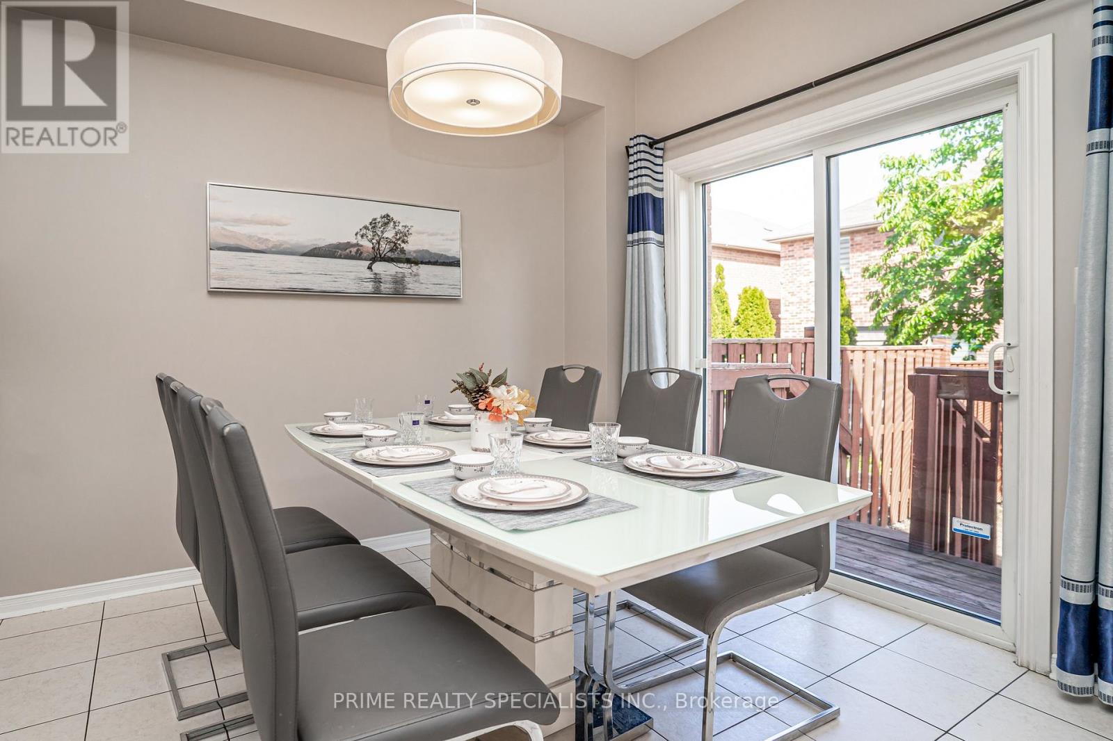 11 COMMODORE DRIVE - 20