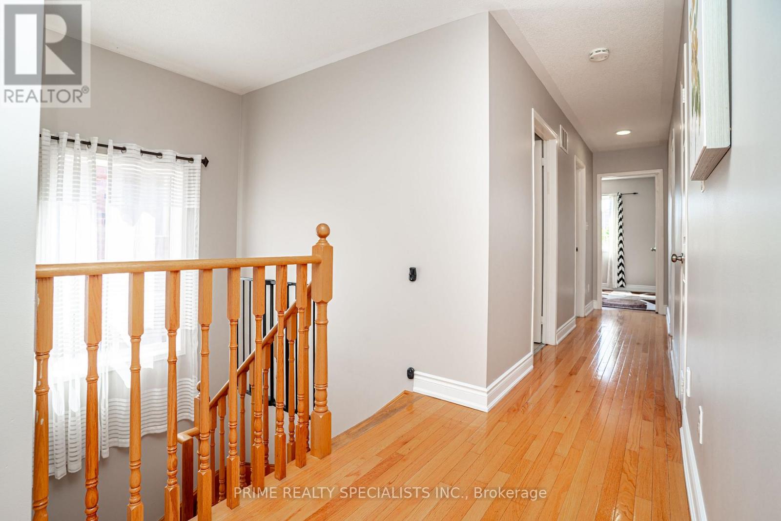 11 COMMODORE DRIVE - 22
