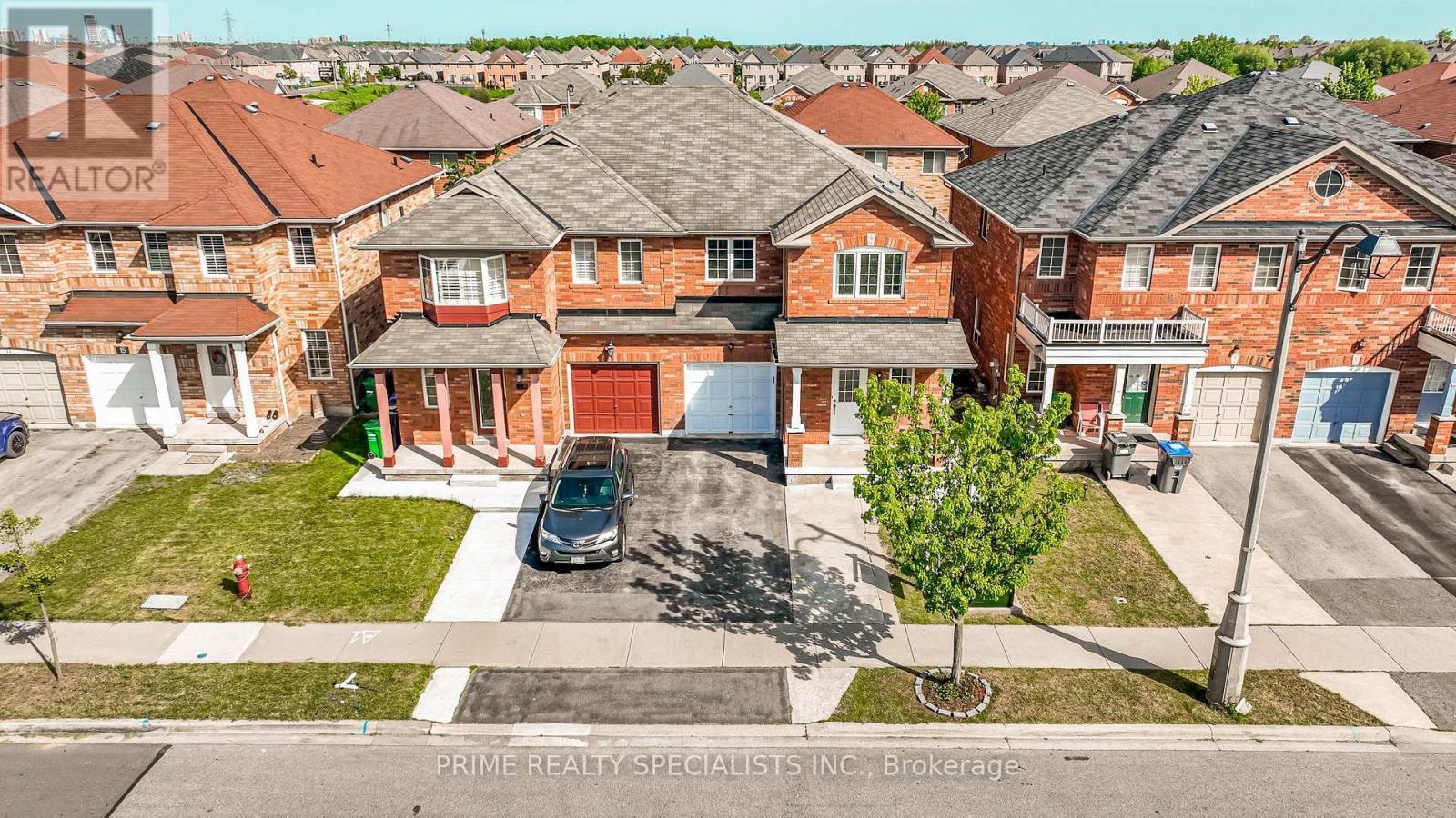 11 COMMODORE DRIVE - 42
