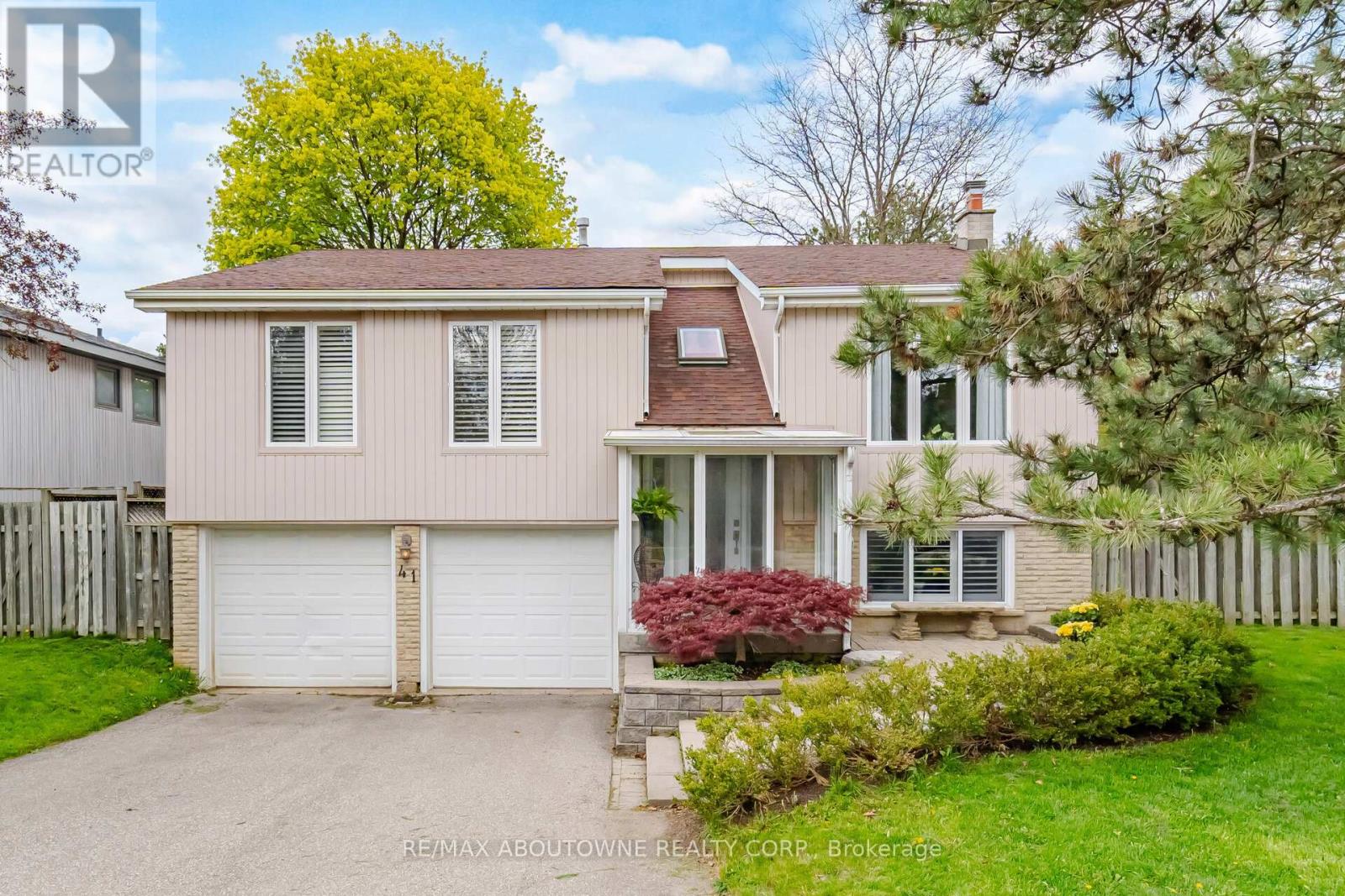 41 PLAINSMAN ROAD - 1
