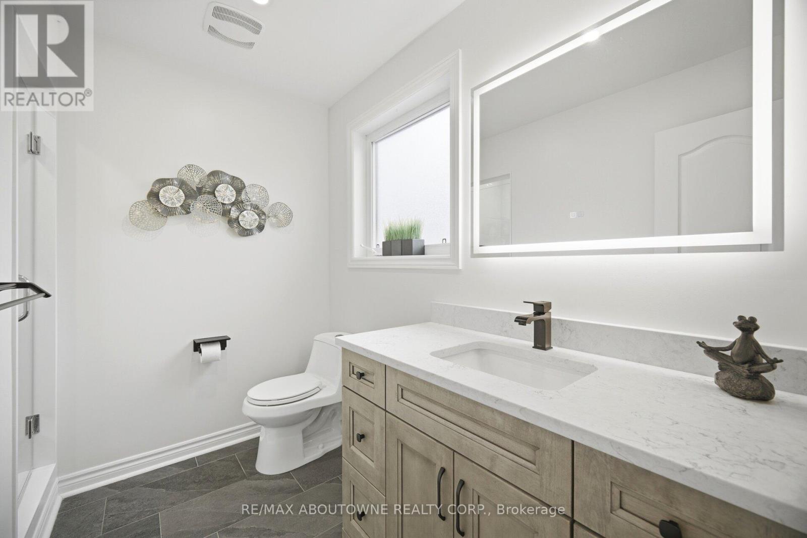 41 PLAINSMAN ROAD - 21