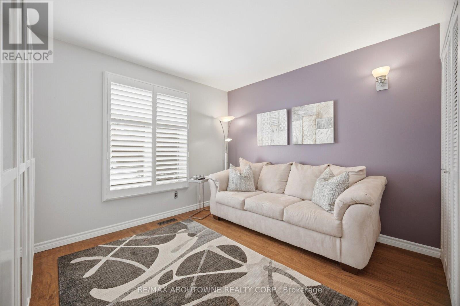 41 PLAINSMAN ROAD - 22