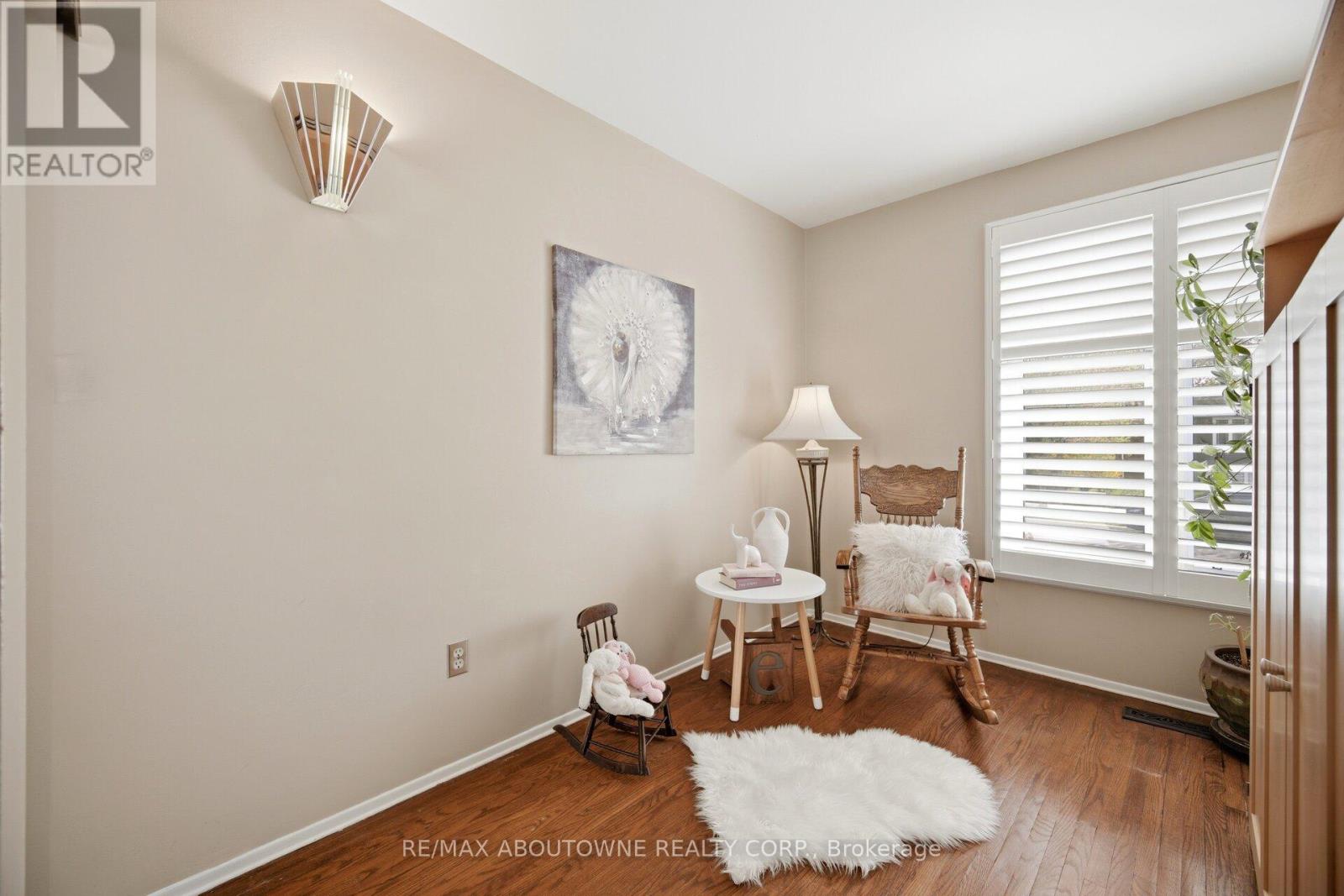 41 PLAINSMAN ROAD - 23
