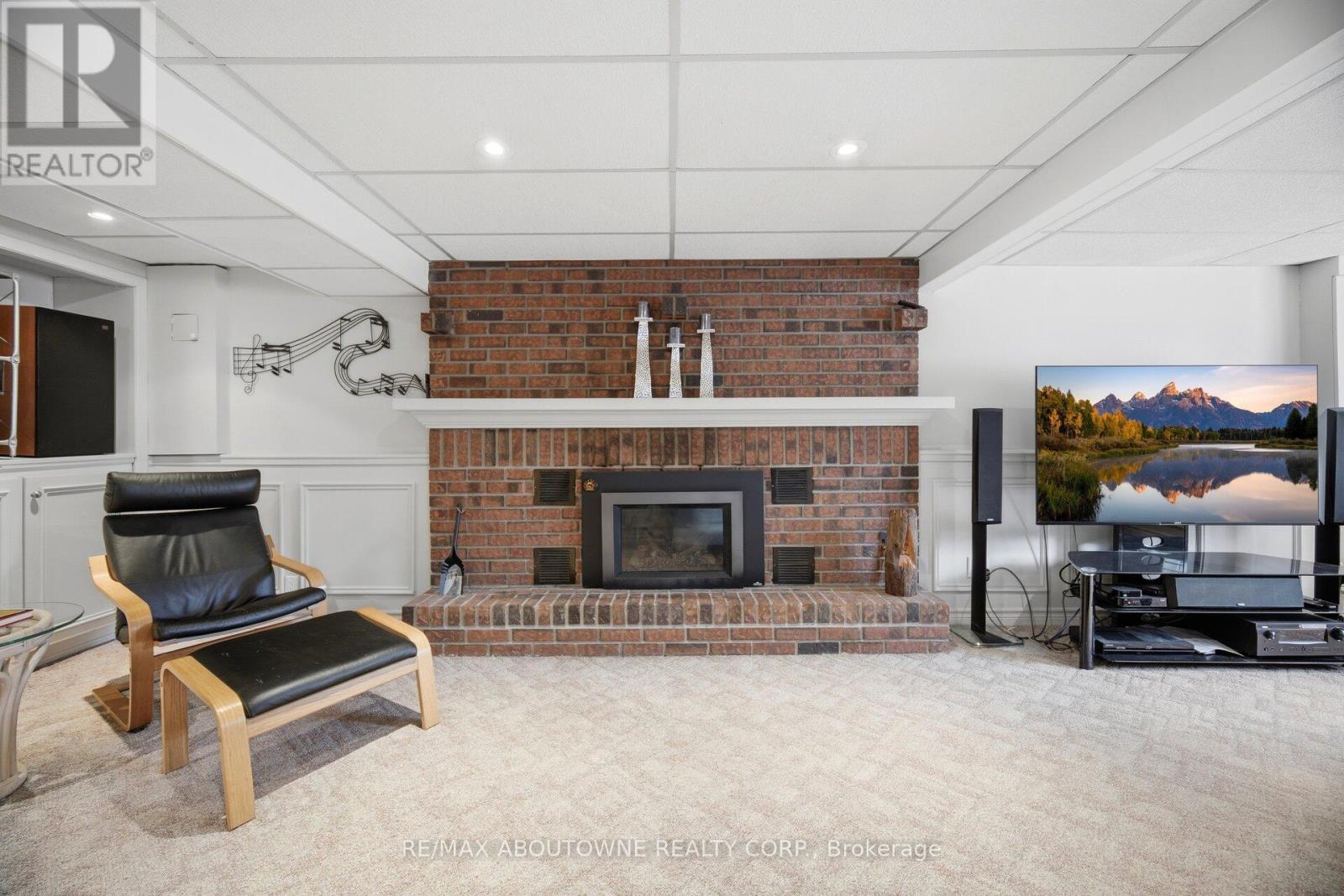 41 PLAINSMAN ROAD - 28