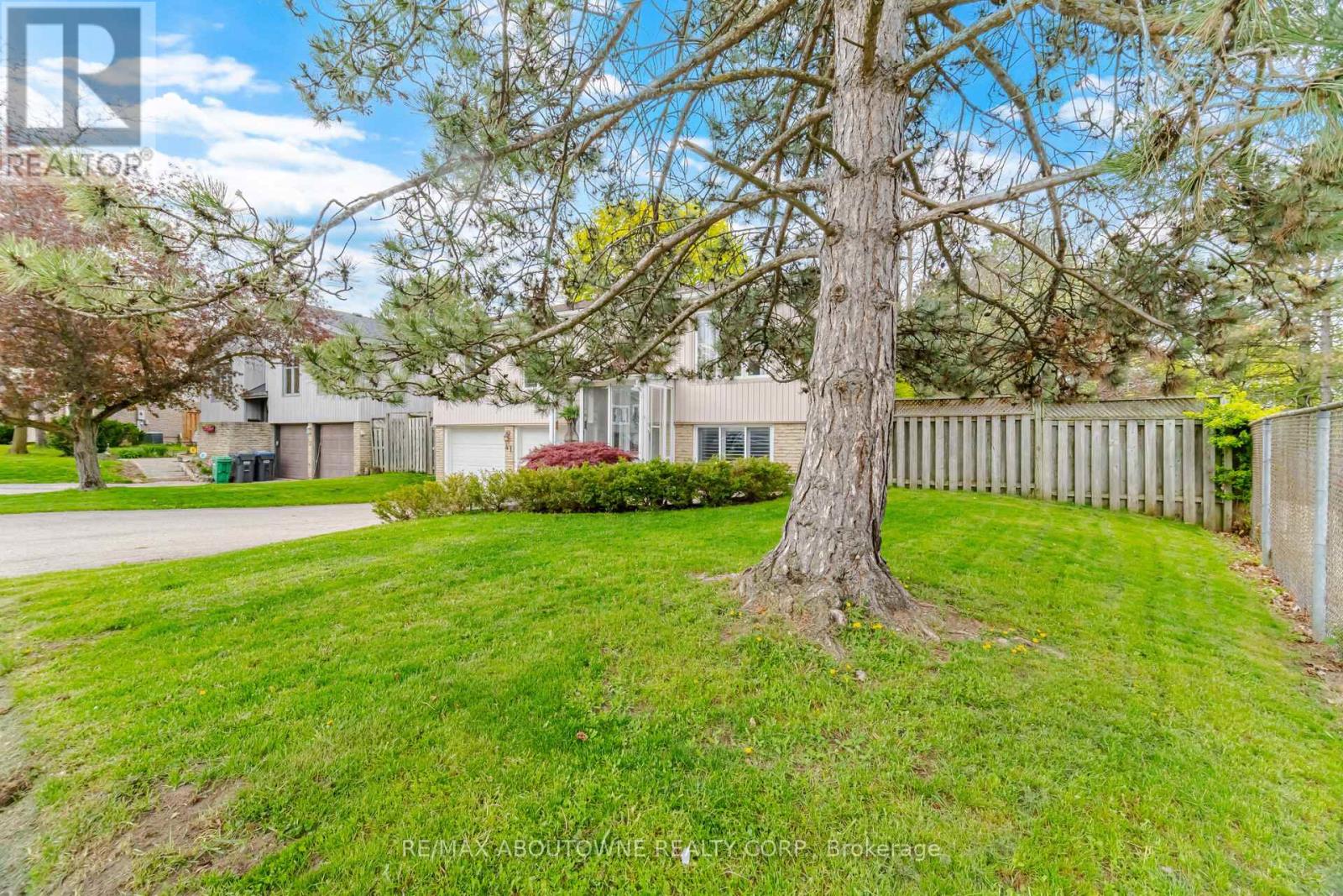 41 PLAINSMAN ROAD - 3