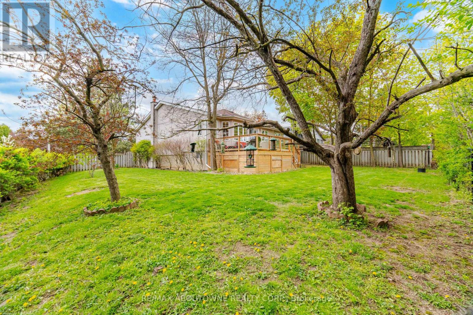 41 PLAINSMAN ROAD - 35