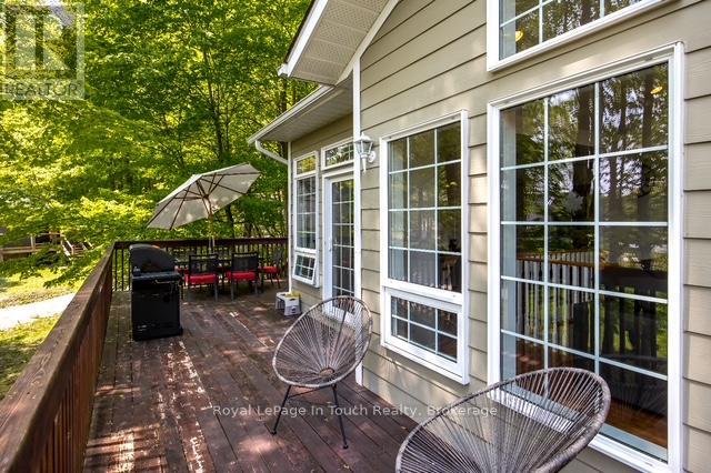 157 FARLAIN LAKE ROAD W - 22