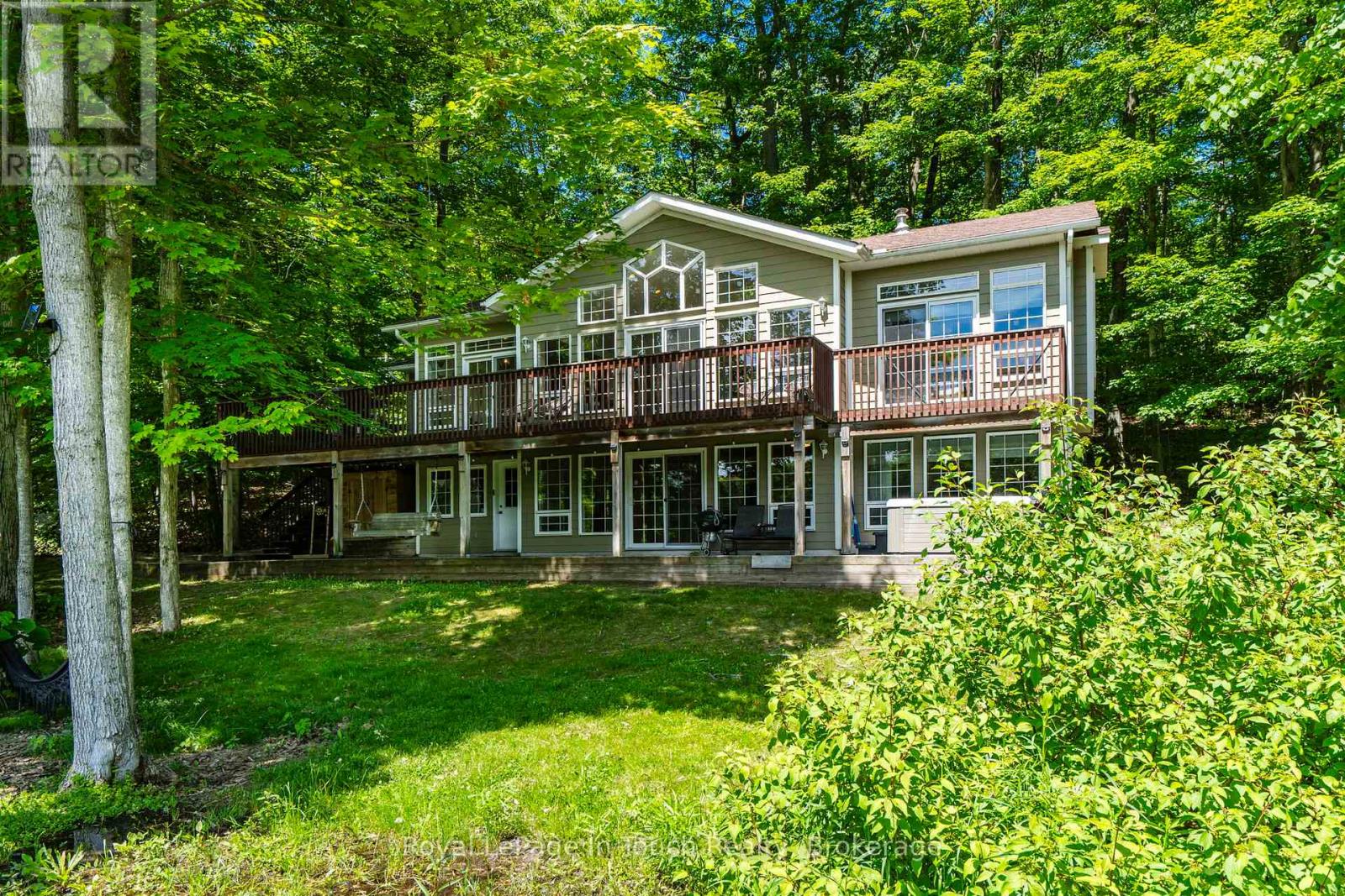 157 FARLAIN LAKE ROAD W - 1