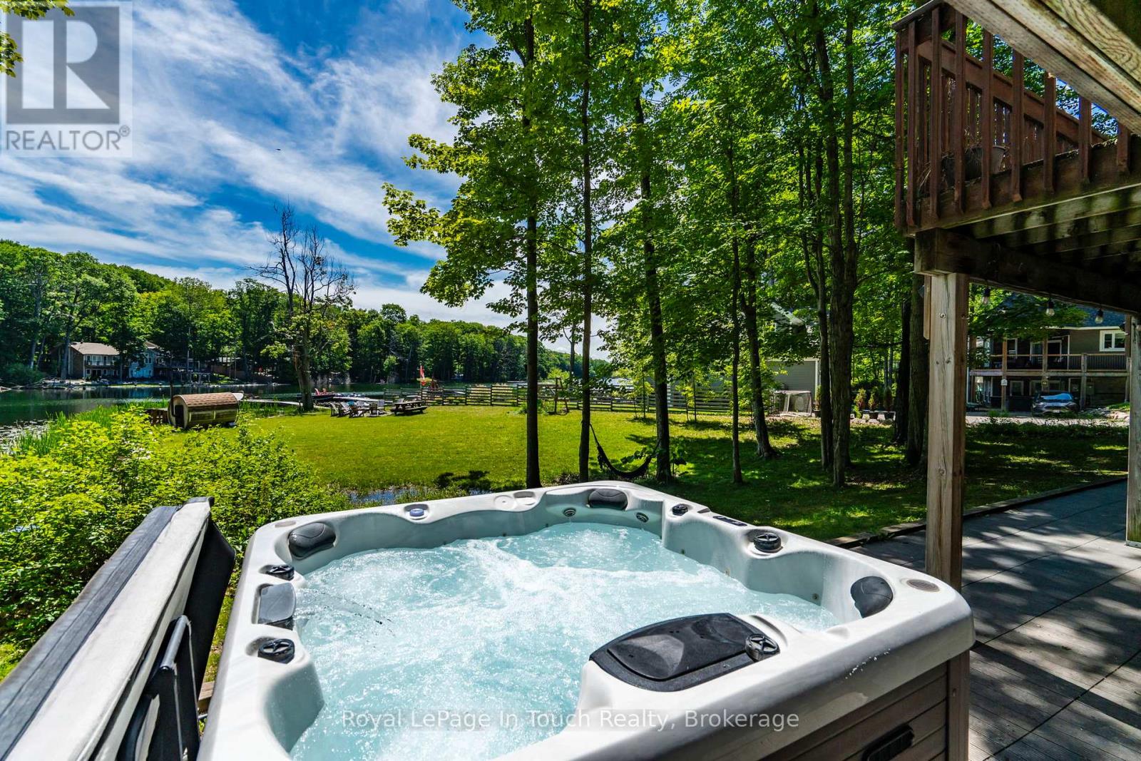 157 FARLAIN LAKE ROAD W - 17
