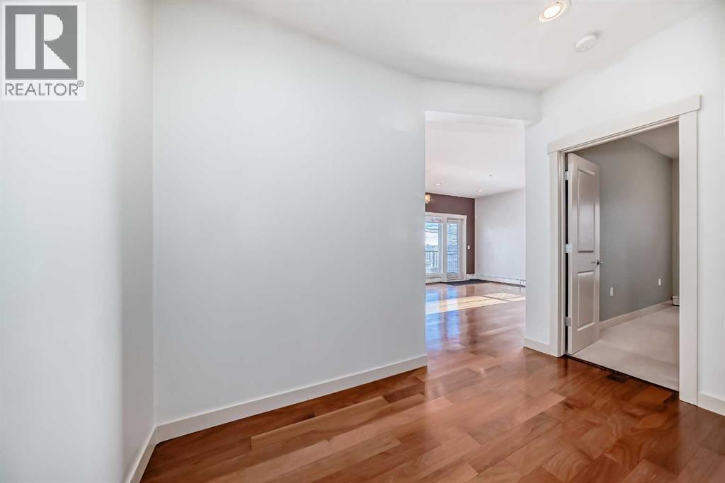 #103 4704 Stanley Road SW - 18