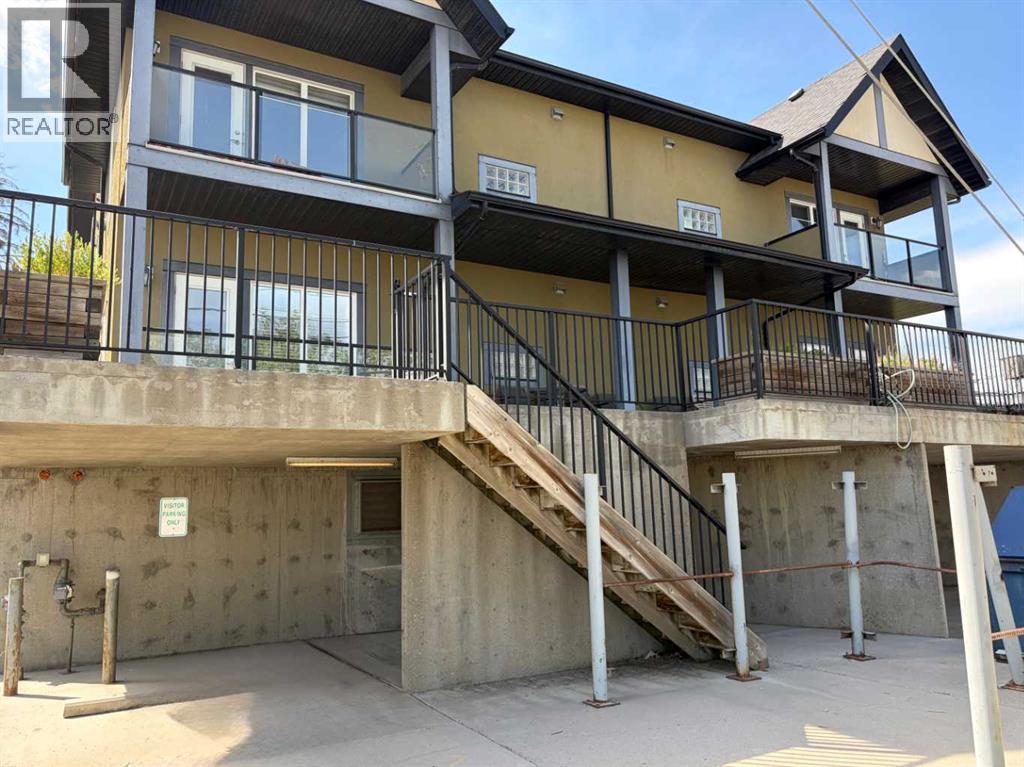 #103 4704 Stanley Road SW - 36