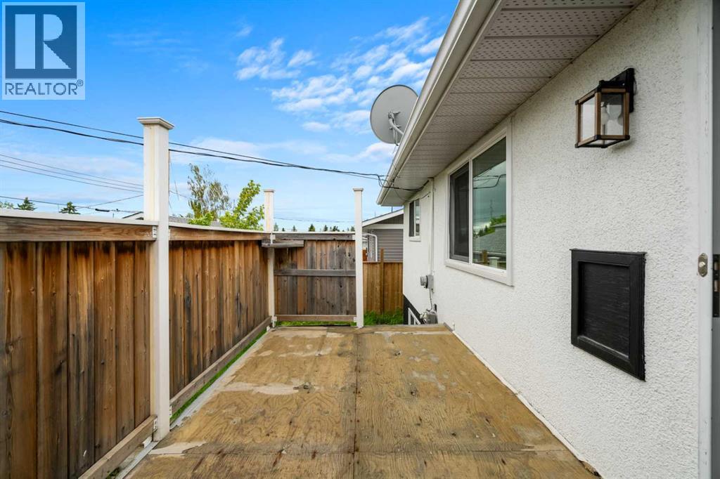 424 Penbrooke Crescent SE - 38
