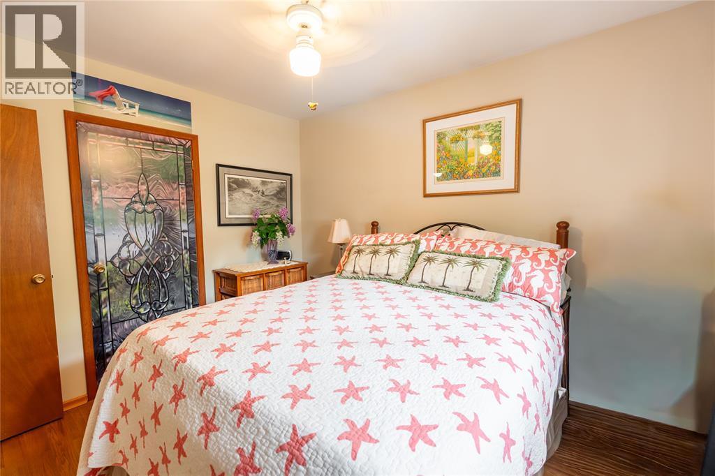 845 VROOM AVENUE - 11