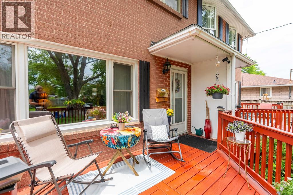 845 VROOM AVENUE - 3