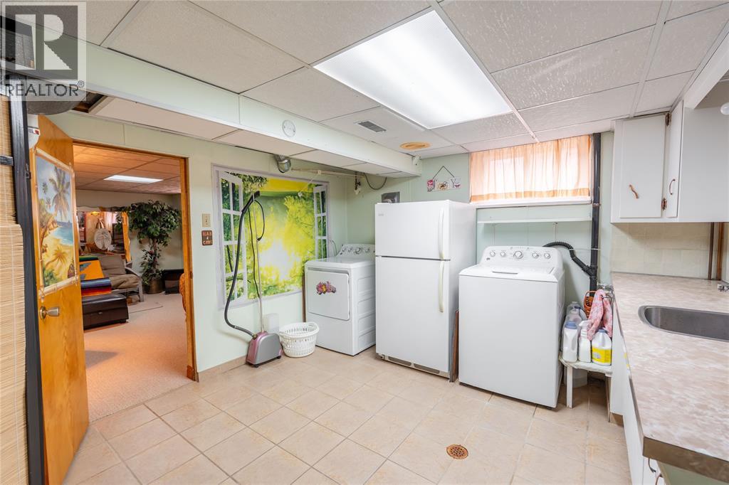 845 VROOM AVENUE - 19