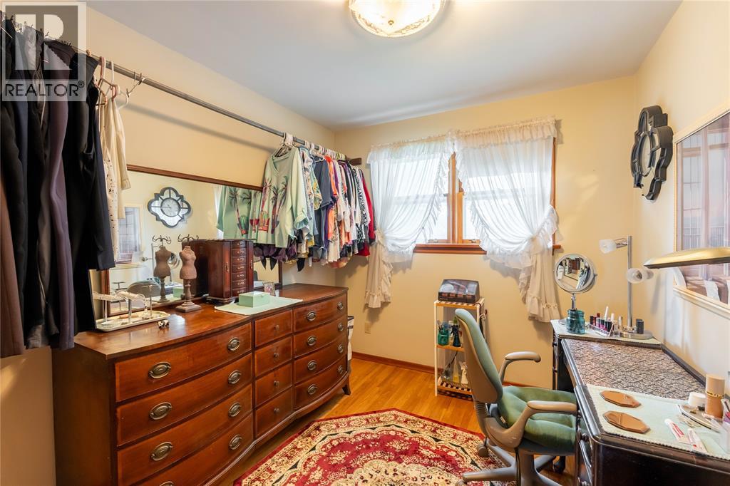 845 VROOM AVENUE - 15