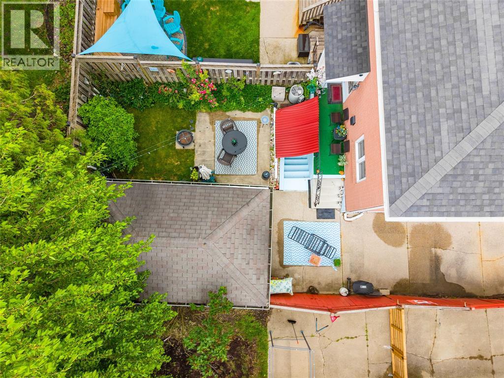 845 VROOM AVENUE - 26