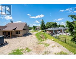 21 Eastwood Avenue N, Oshawa, ON L1G3Y5 Photo 7