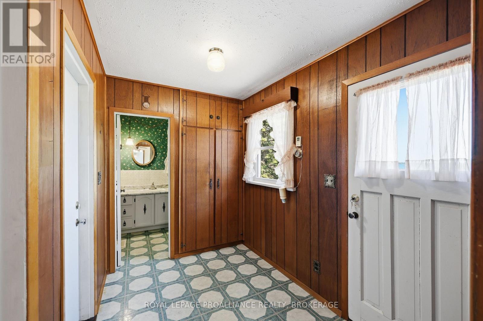 4756 BATH ROAD - 23