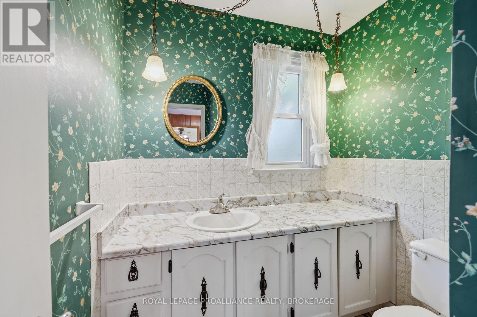 4756 BATH ROAD - 24