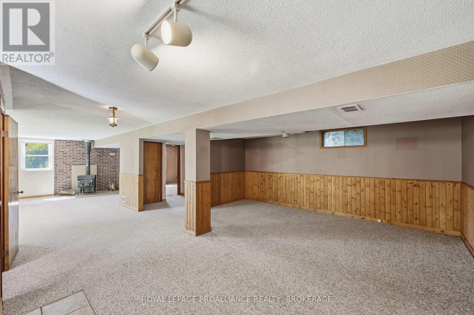 4756 BATH ROAD - 36