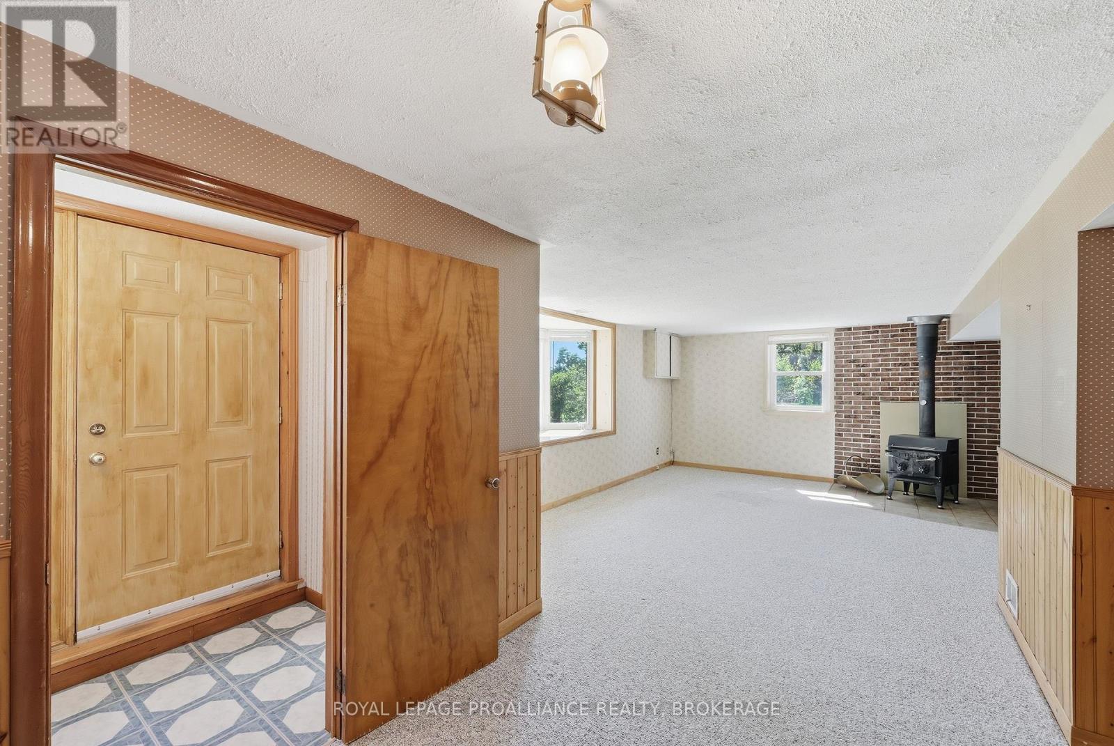 4756 BATH ROAD - 37