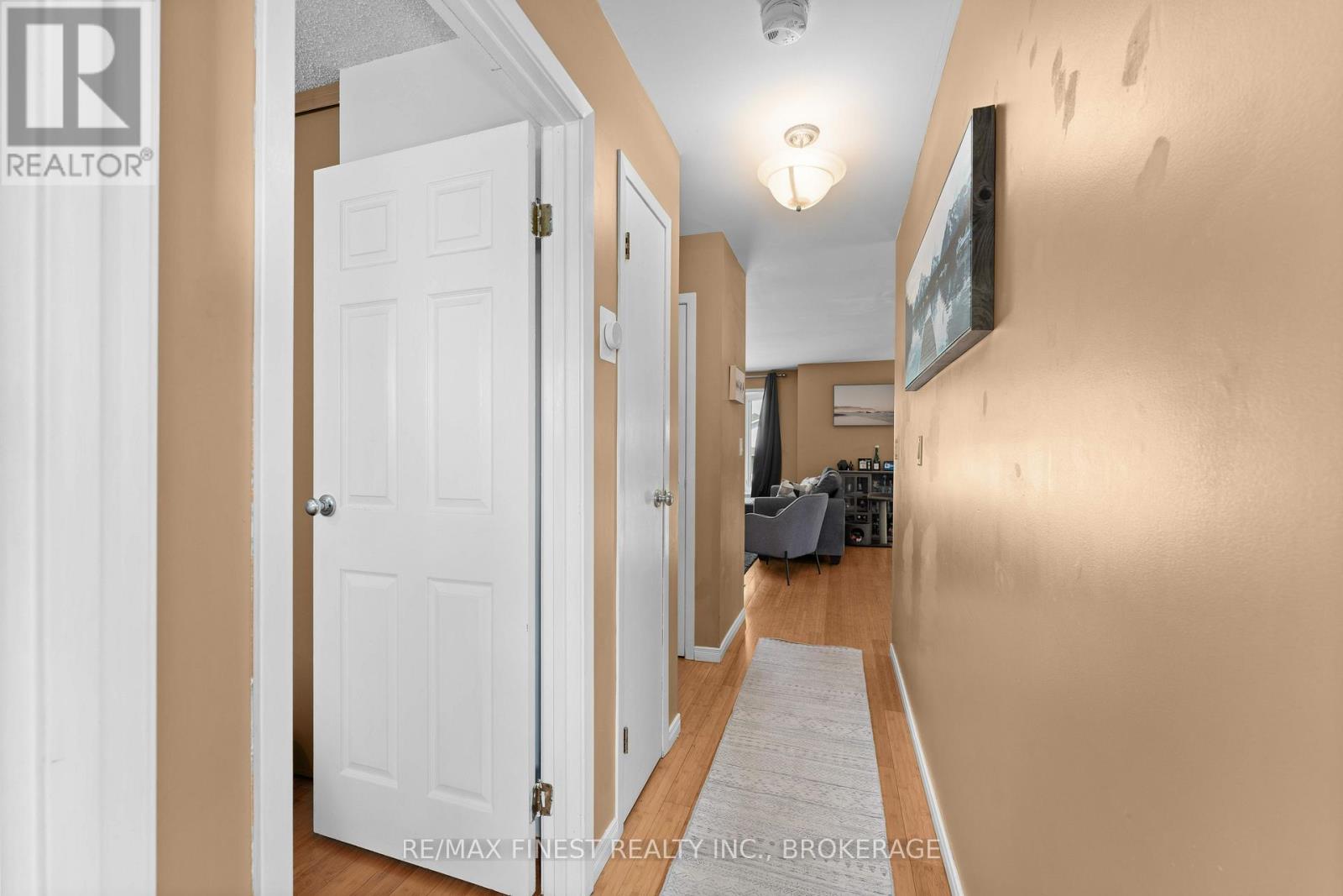 102 GRENADIER DRIVE - 13