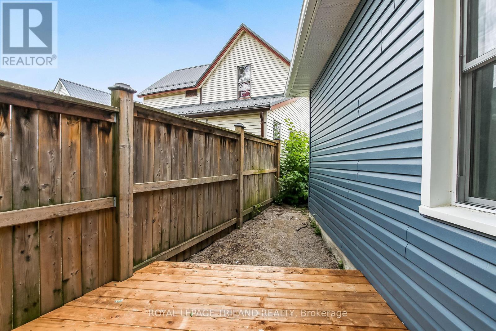 56 MONDAMIN STREET - 21