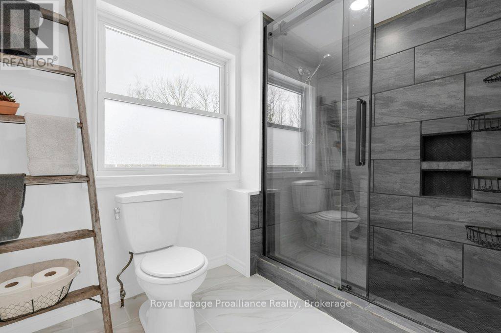 12 COSGROVE LANE - 25