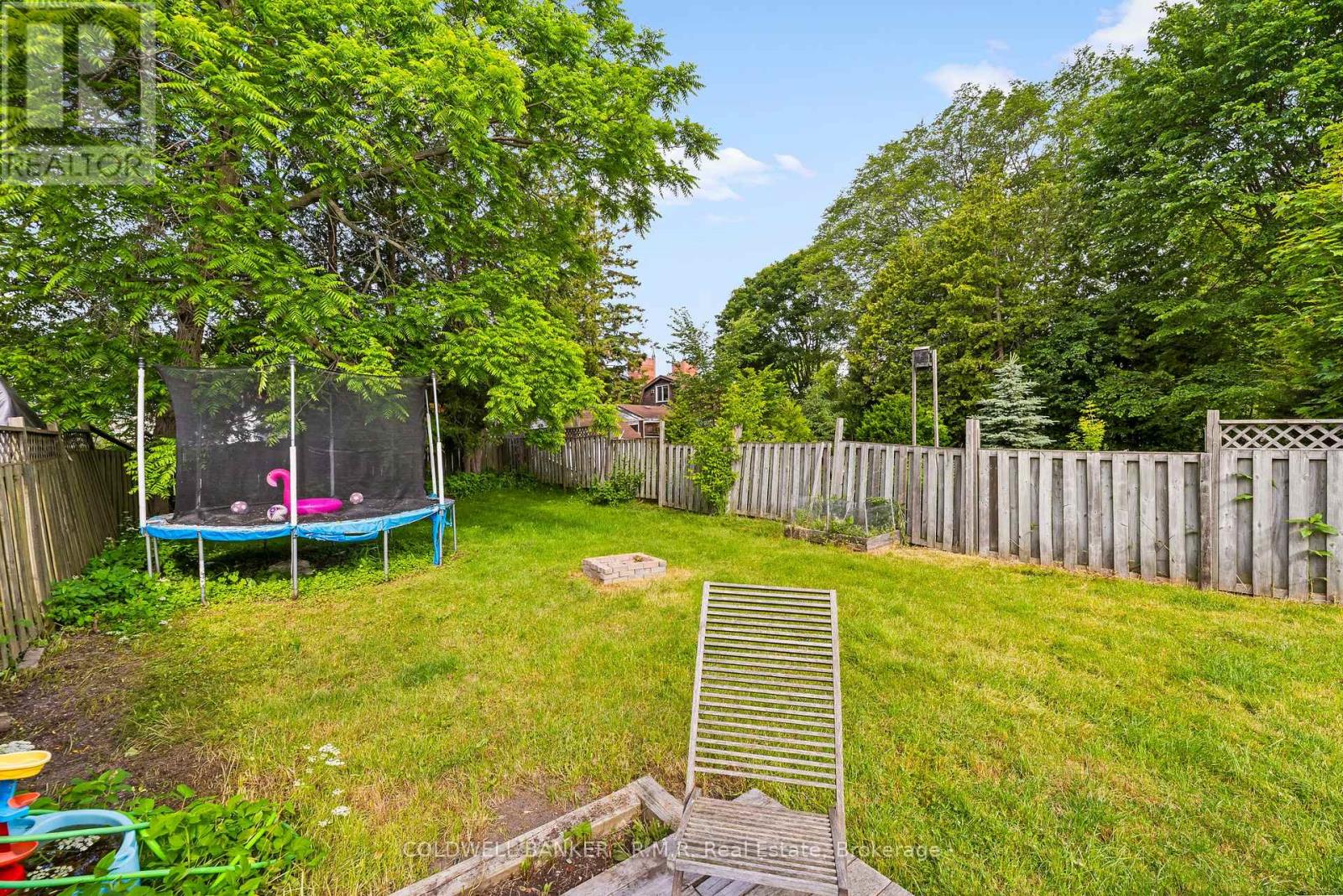 371 JOHN STREET - 25