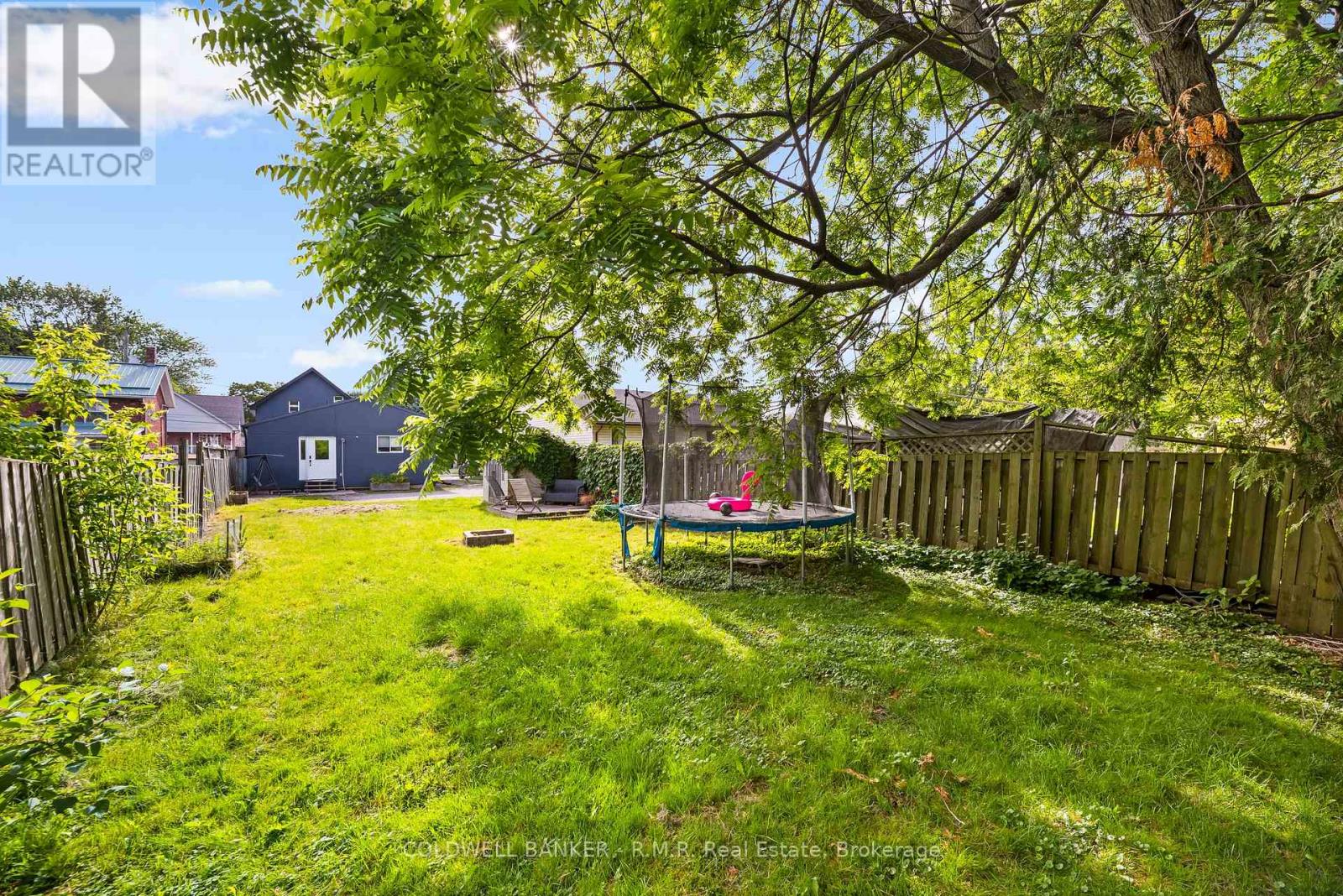 371 JOHN STREET - 26
